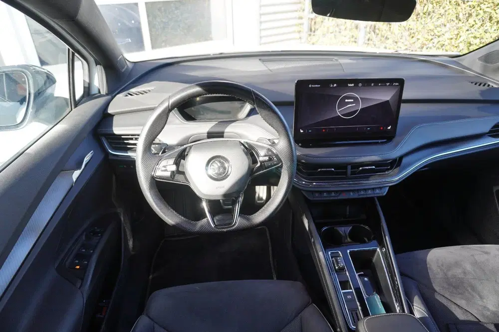 Skoda Enyaq 60 Sportline uit 2022, foto 14