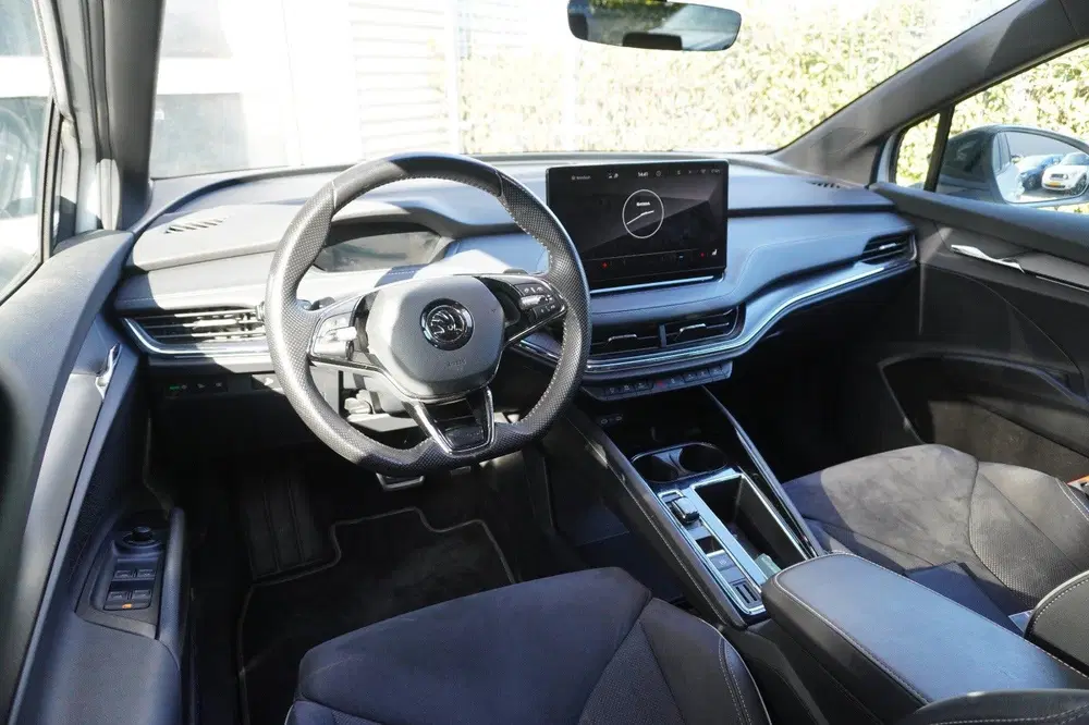 Skoda Enyaq 60 Sportline uit 2022, foto 15
