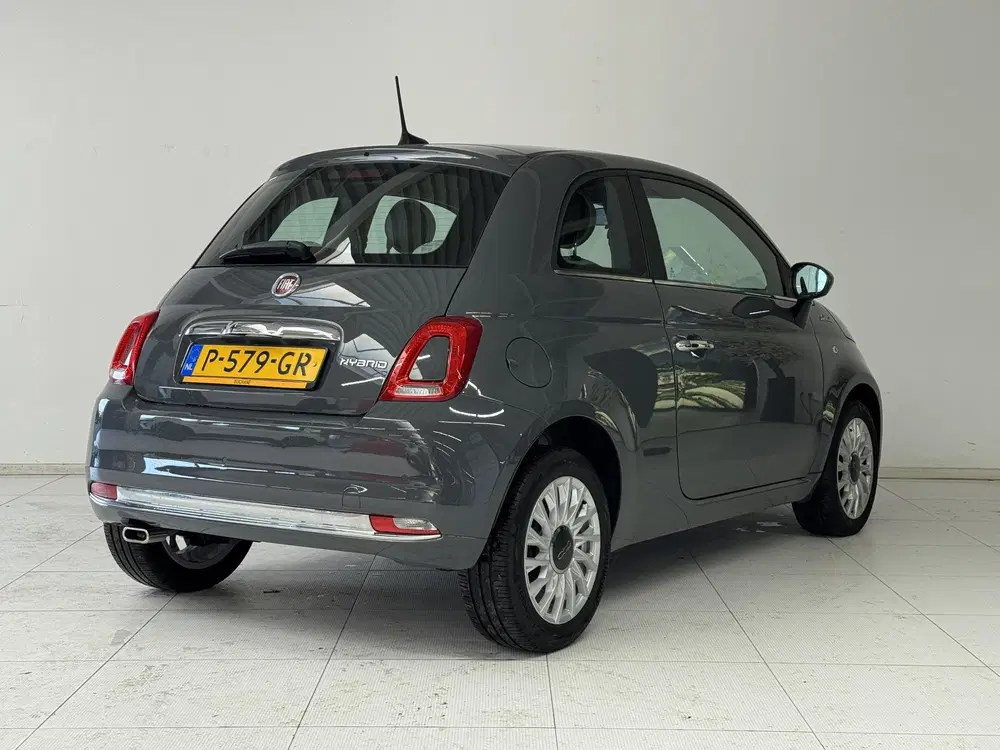 Fiat 500 1.0 Hybrid Dolcevita uit 2022, foto 2