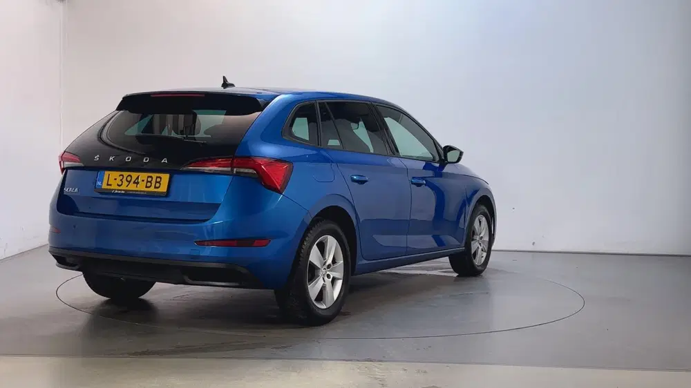 Skoda Scala 1.0 TSI 110pk DSG Sport Business Navigatie uit 2021, foto 3