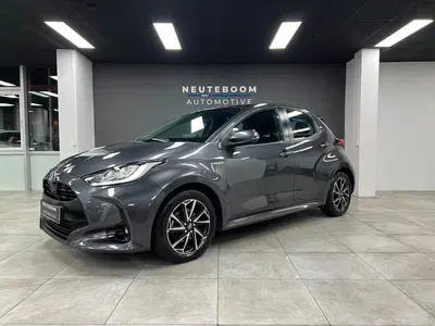 Toyota Yaris 1.5 Hybrid Dynamic uit 2020