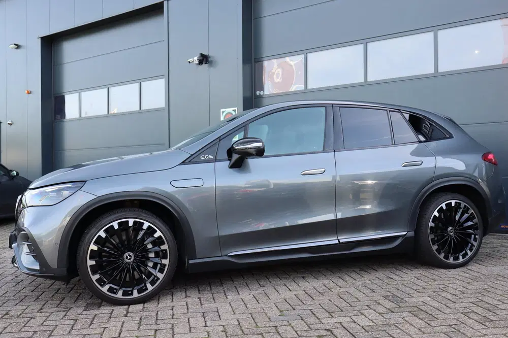 Mercedes-Benz EQE SUV 350+ AMG Line 91 kWh-panoramadak uit 2023, foto 6