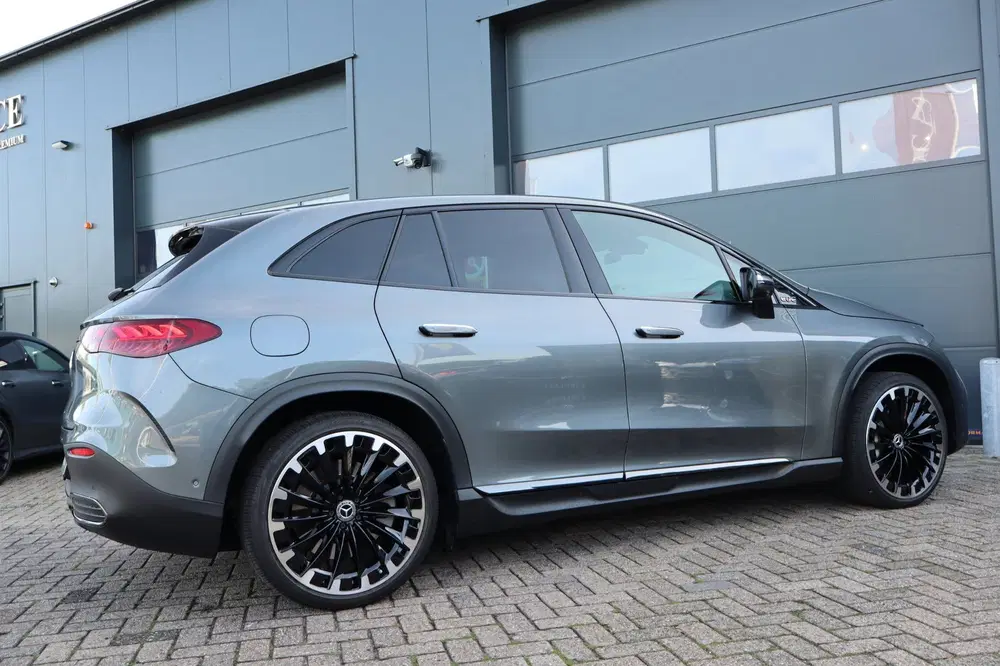 Mercedes-Benz EQE SUV 350+ AMG Line 91 kWh-panoramadak uit 2023, foto 9