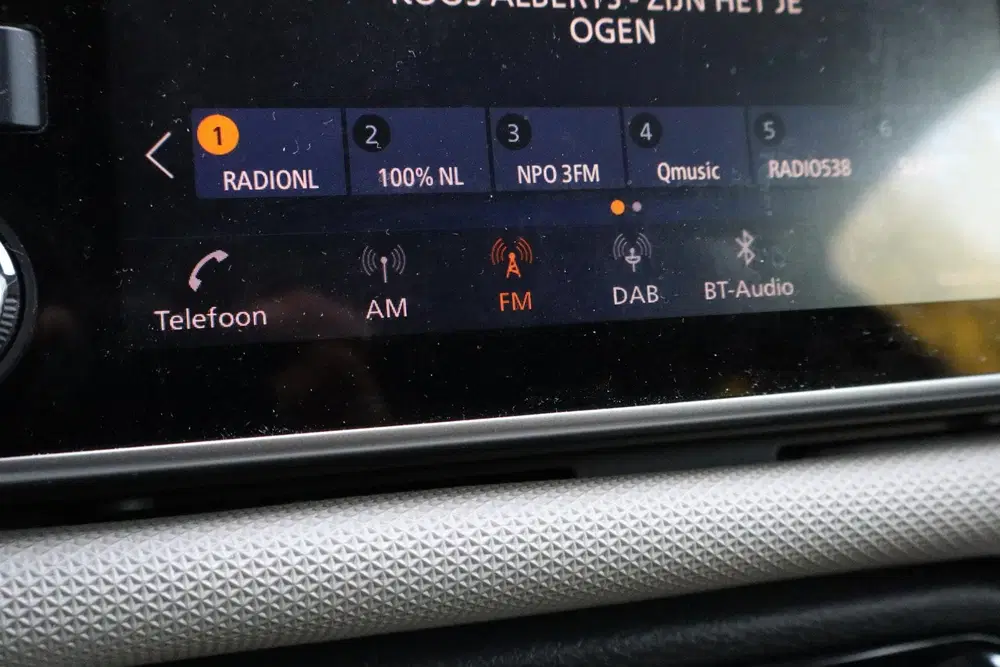 Nissan Micra 1.0 IG-T N-Connecta uit 2019, foto 8