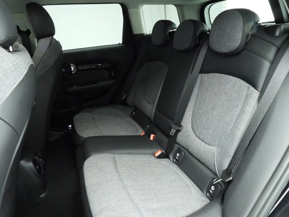 Mini Clubman 1.5 Cooper uit 2024, foto 8