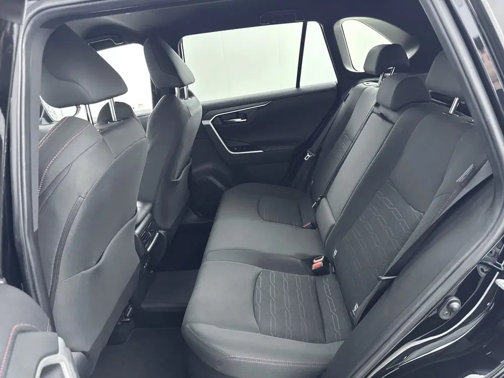 Toyota RAV 4 2.5 Plug-in Hybrid AWD Dynamic Stoel uit 2022, foto 15