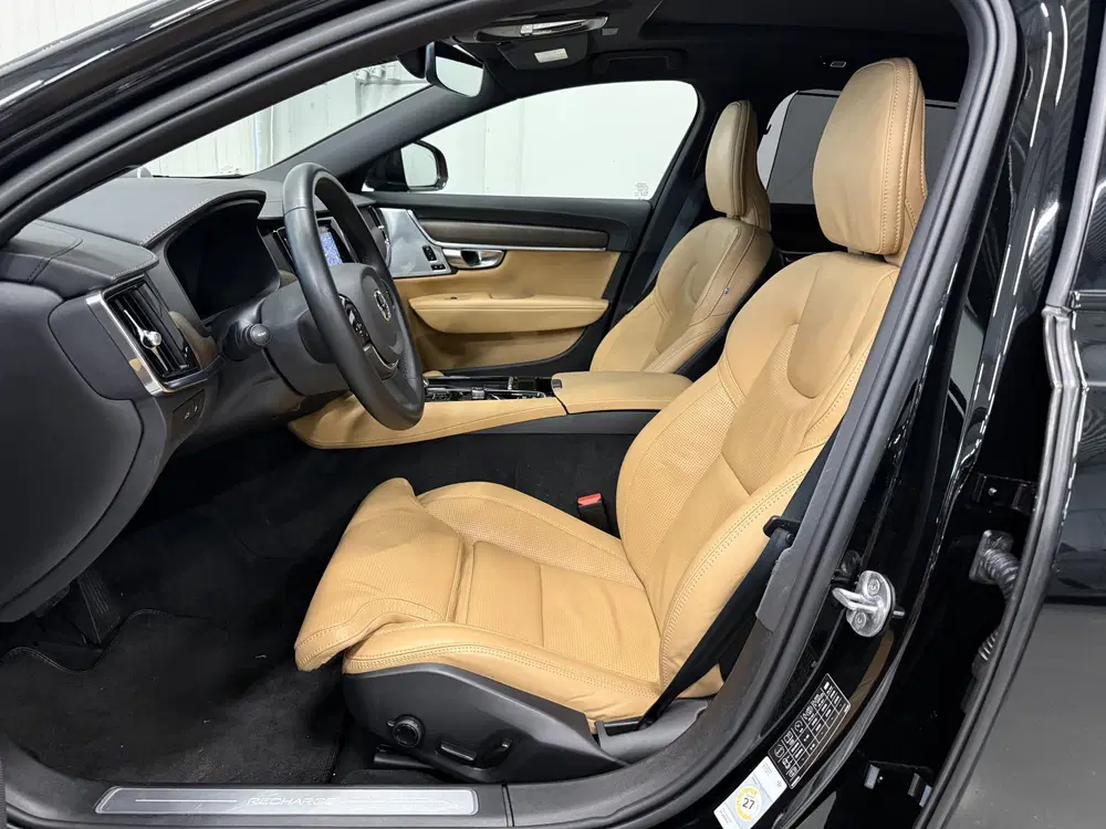 Volvo V90 T8 AWD Ultimate Dark Long Range 455PK PANO uit 2022, foto 13