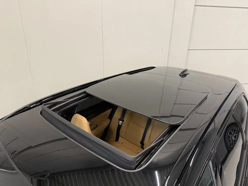 Volvo V90 T8 AWD Ultimate Dark Long Range 455PK PANO uit 2022, foto 3