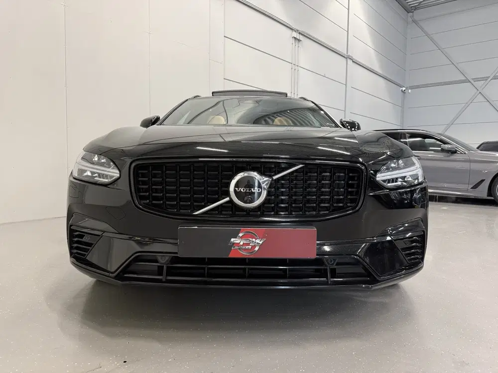 Volvo V90 T8 AWD Ultimate Dark Long Range 455PK PANO uit 2022, foto 5