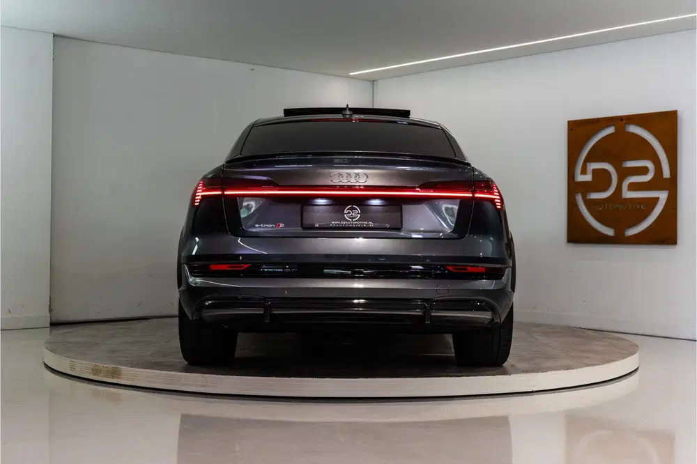 Audi e-tron S Quattro 95 kWh 504PK uit 2020, foto 5