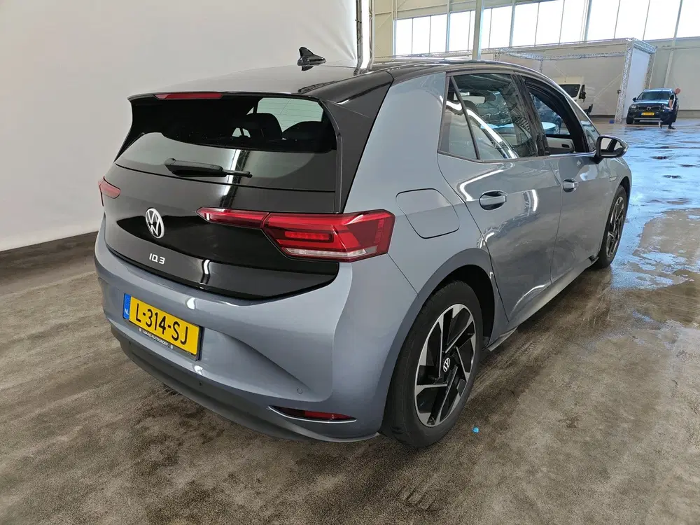 Volkswagen ID.3 58 kWh 204pk Life uit 2020, foto 5