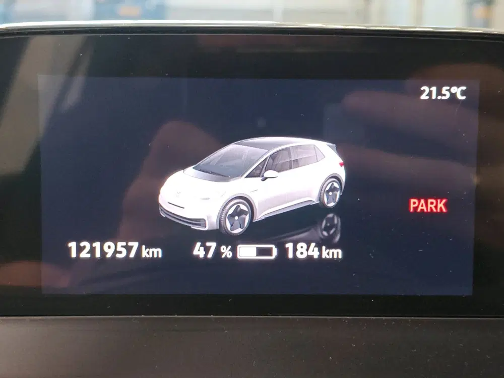 Volkswagen ID.3 58 kWh 204pk Life uit 2020, foto 9