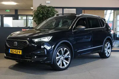 SEAT Tarraco 1.4 TSI e-Hybrid PHEV FR 245PK Pano Trekha uit 2023