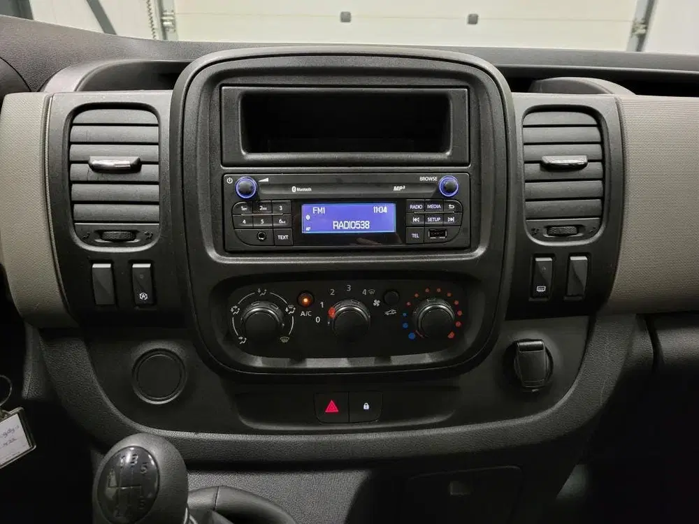 Renault Trafic 1.6dCi 8-Personenbus uit 2019, foto 11