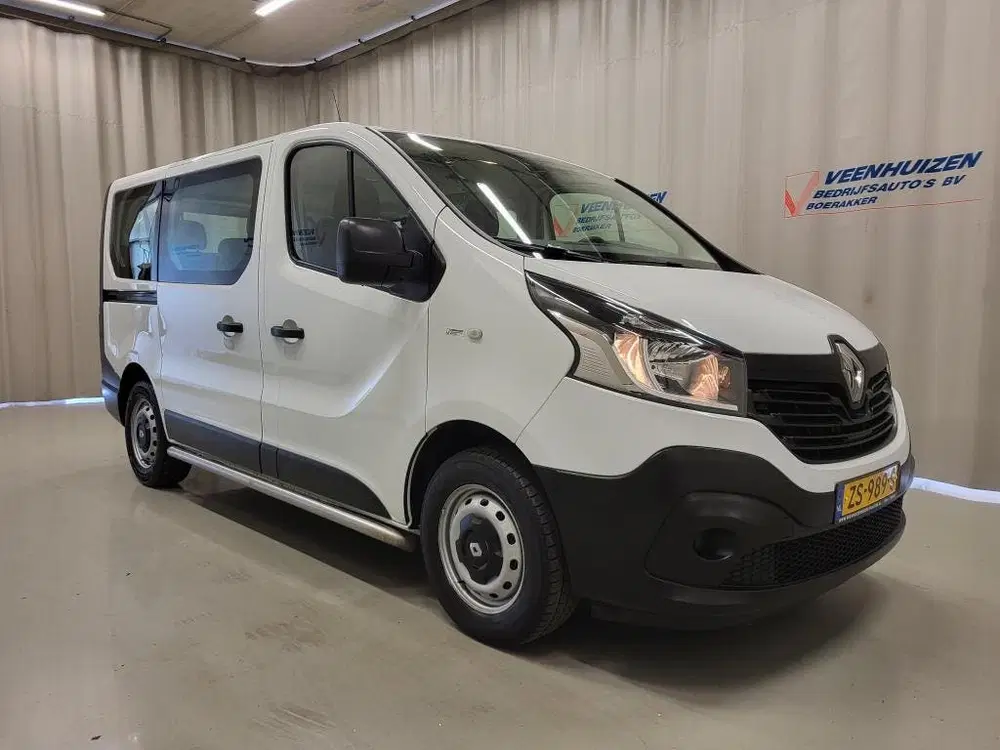 Renault Trafic 1.6dCi 8-Personenbus uit 2019, foto 13