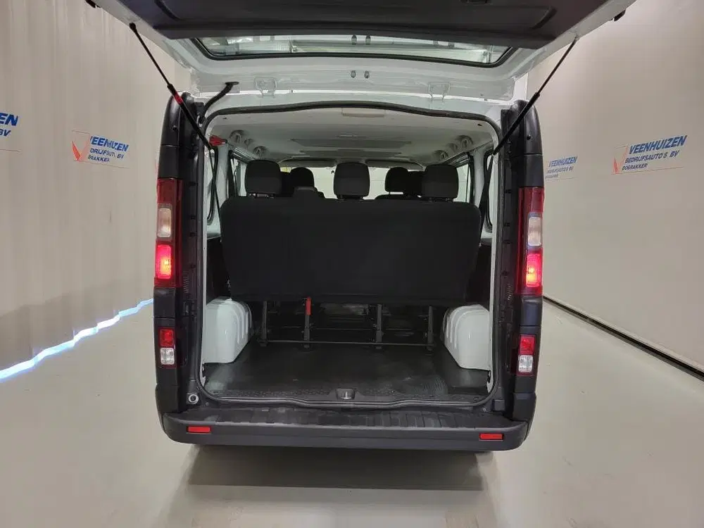 Renault Trafic 1.6dCi 8-Personenbus uit 2019, foto 5