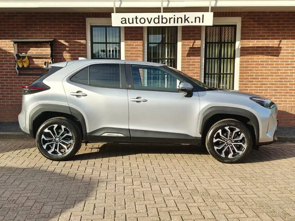 Toyota Yaris Cross 1.5 Hybrid First Ed. uit 2021, foto 8