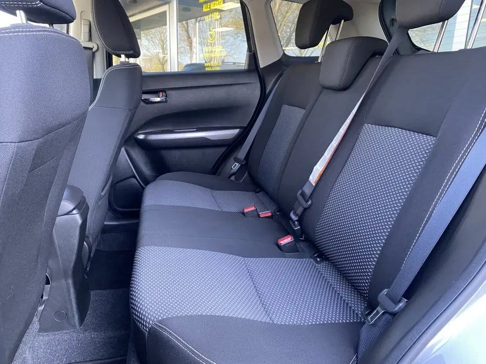 Suzuki Vitara 1.4 Boosterjet Select Smart Hybrid Camera uit 2021, foto 4