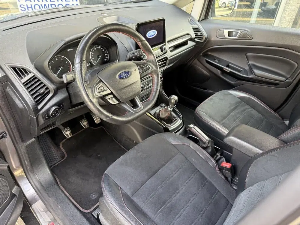 Ford EcoSport 1.0 EB ST-Line Carplay uit 2020, foto 4