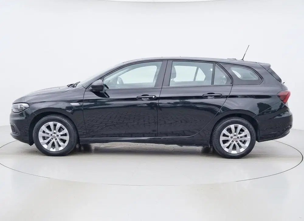 Fiat Tipo 1.4 16v AIRCO NAV CRUISE PDC uit 2019, foto 3