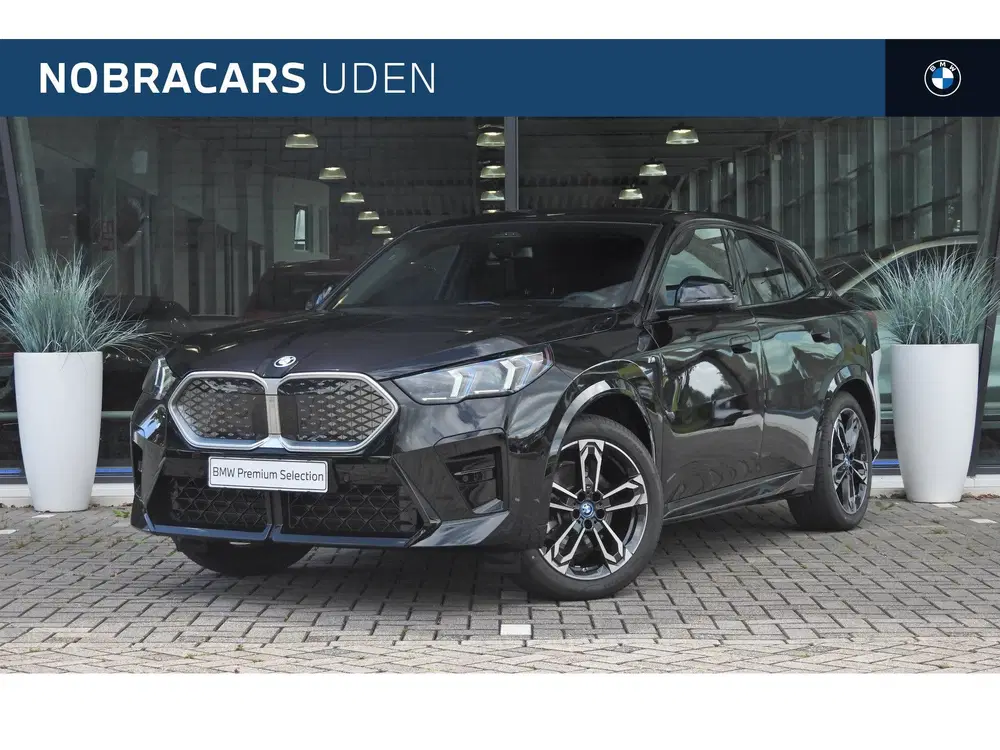 BMW iX2 xDrive30 M Sport uit 2025