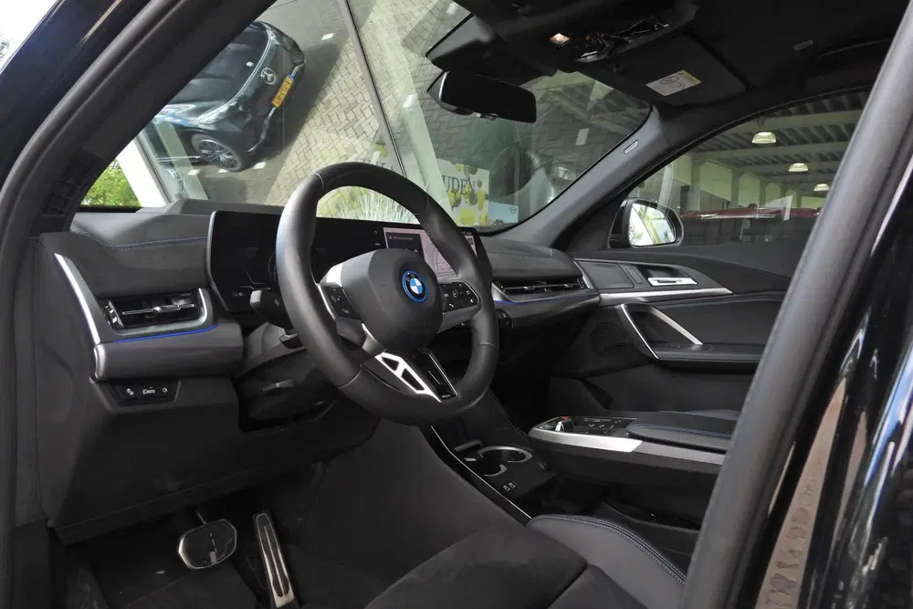 BMW iX2 xDrive30 M Sport uit 2025, foto 11
