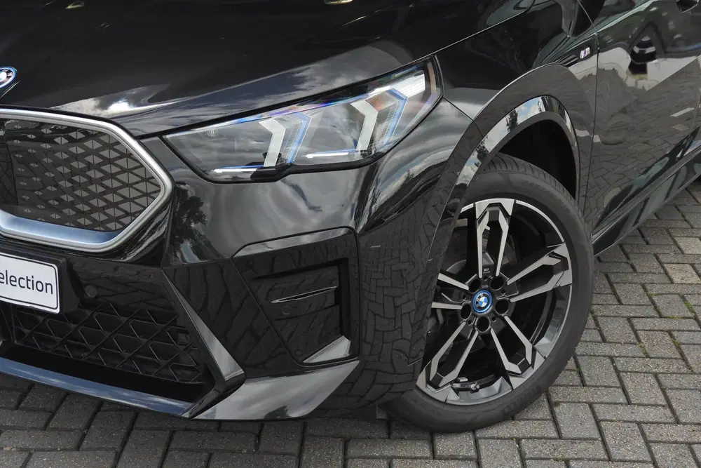 BMW iX2 xDrive30 M Sport uit 2025, foto 5