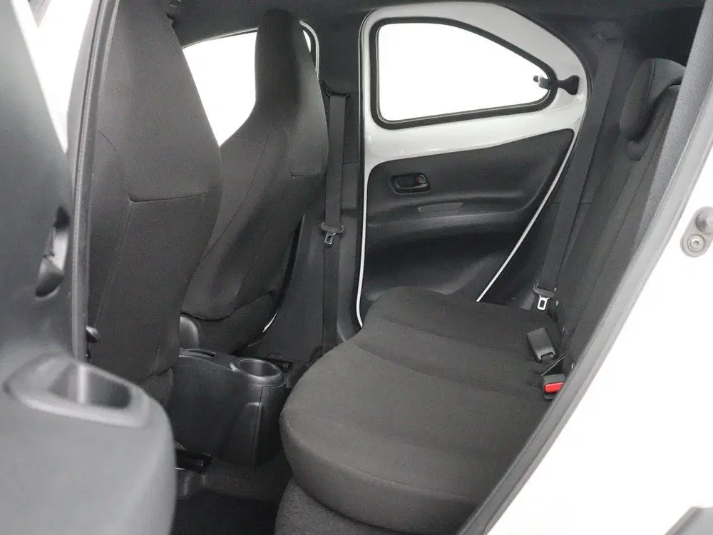 Toyota Aygo X 1.0 VVT-i MT Play uit 2025, foto 7