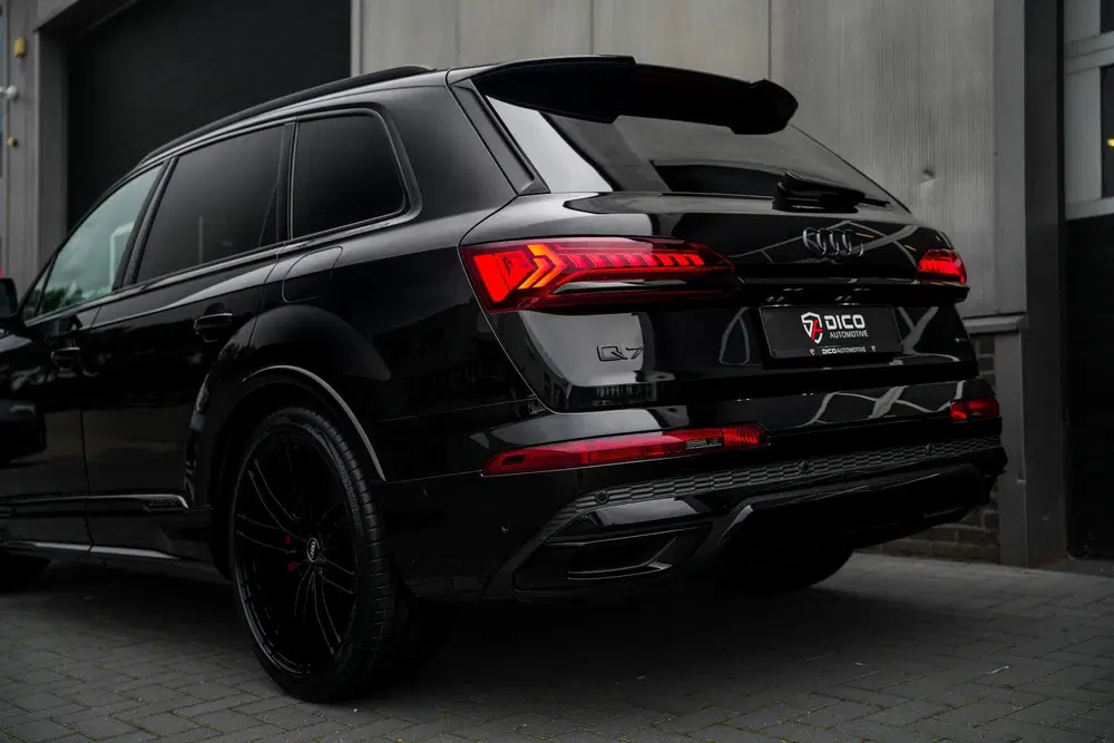 Audi Q7 60 TFSI e 462 pk Quattro Pro Line S Compet uit 2023, foto 11