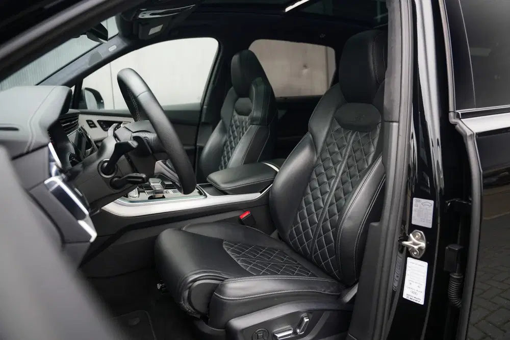 Audi Q7 60 TFSI e 462 pk Quattro Pro Line S Compet uit 2023, foto 2
