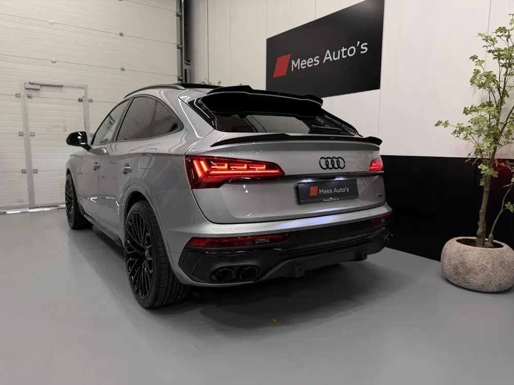Audi Q5 55 TFSI e S edition Competition uit 2022, foto 14