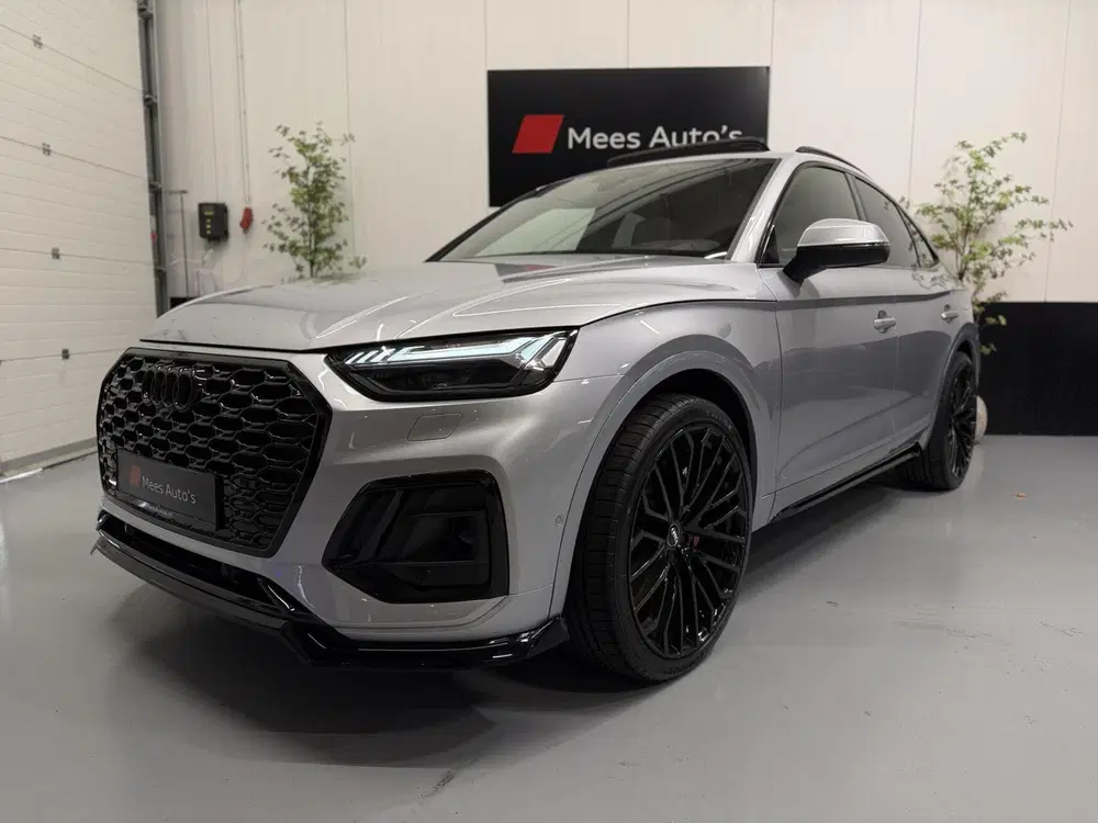 Audi Q5 55 TFSI e S edition Competition uit 2022, foto 9