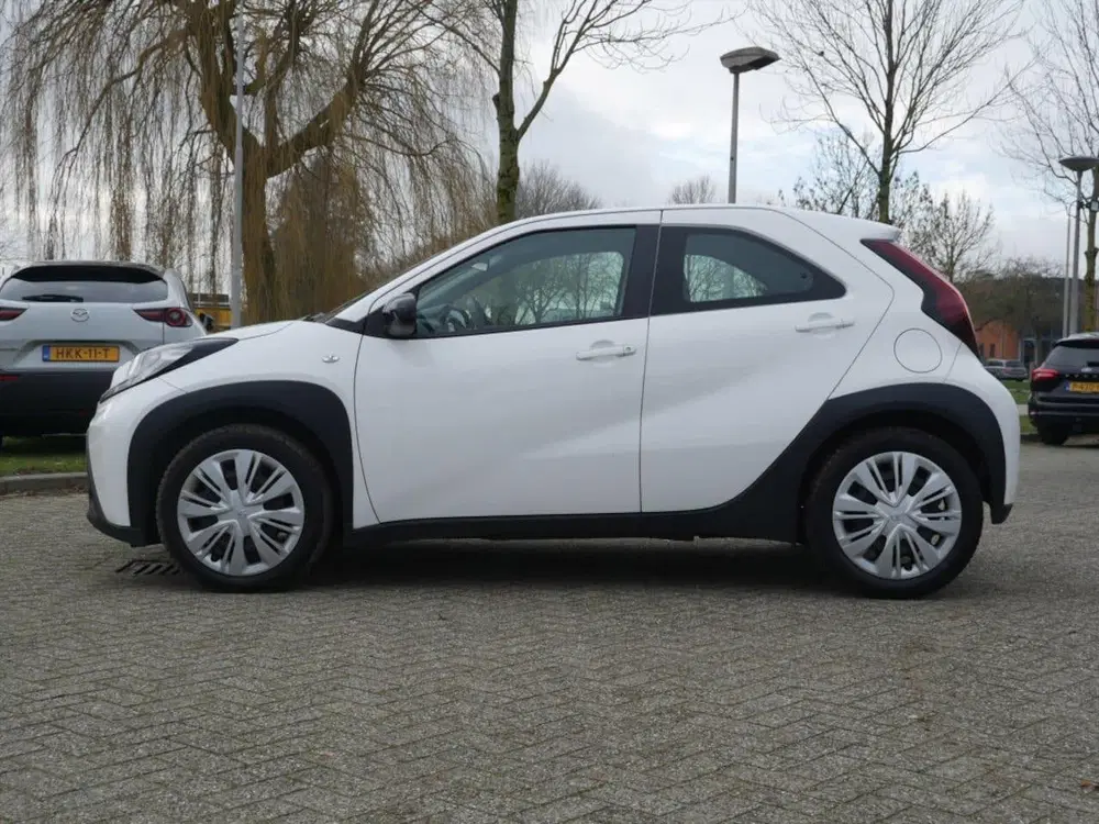 Toyota Aygo X 1.0 VVT-i MT Play uit 2022, foto 10