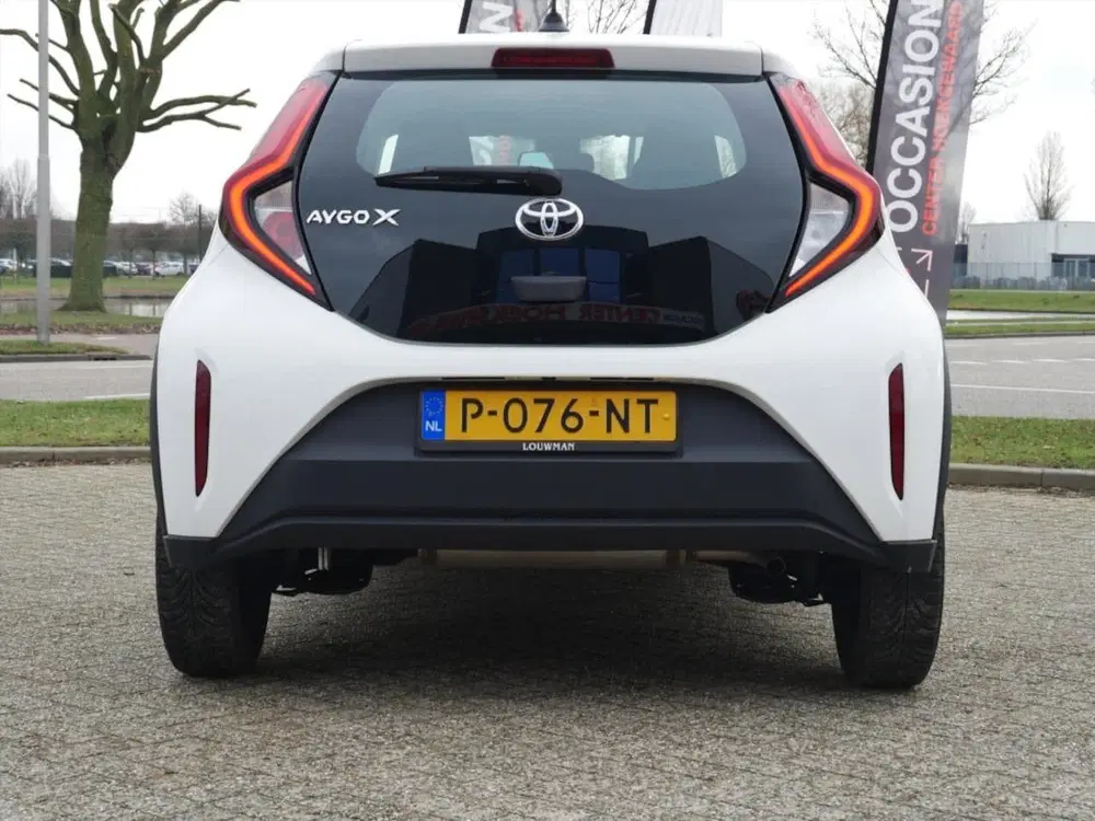 Toyota Aygo X 1.0 VVT-i MT Play uit 2022, foto 12
