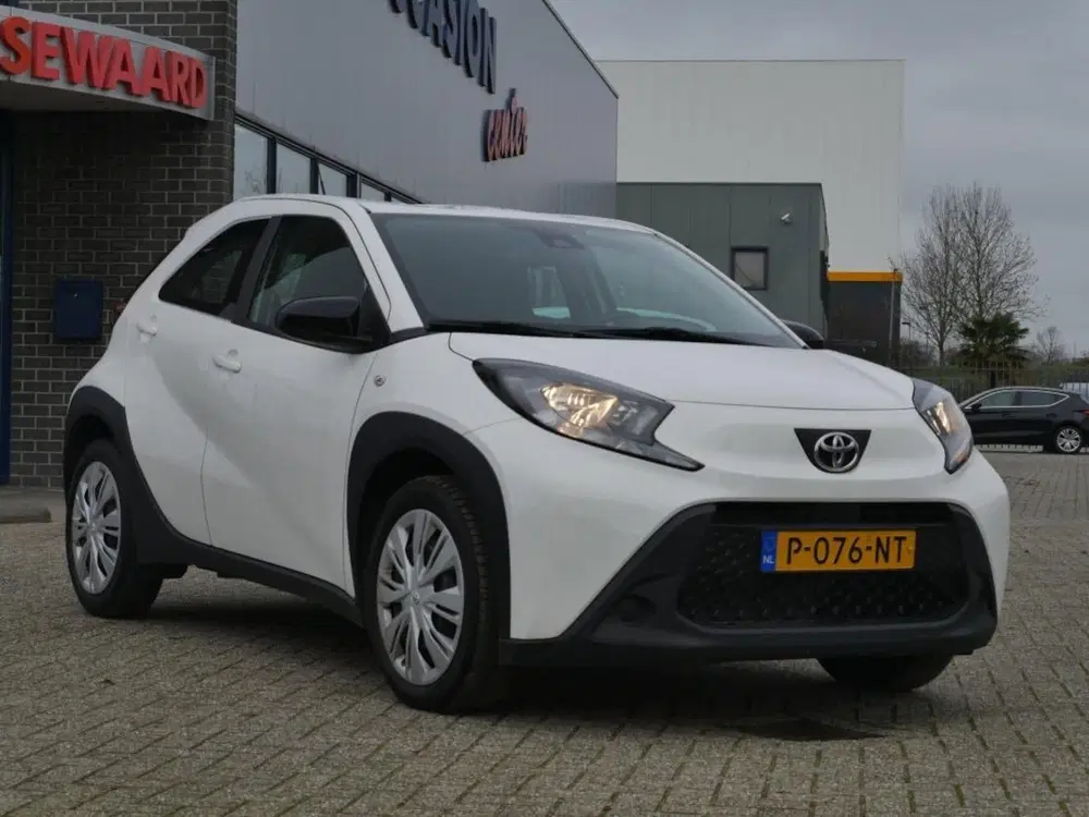 Toyota Aygo X 1.0 VVT-i MT Play uit 2022, foto 7