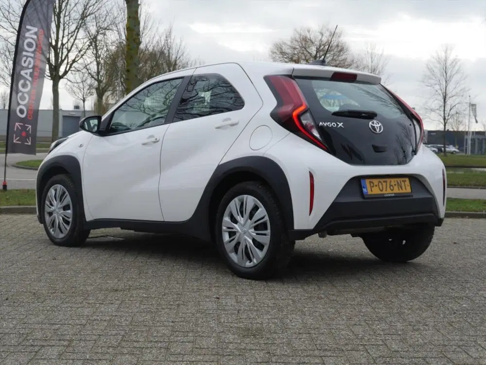 Toyota Aygo X 1.0 VVT-i MT Play uit 2022, foto 9