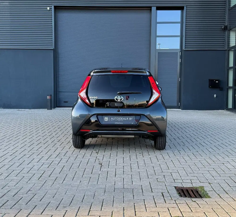 Toyota Aygo 1.0 VVT-i X-Joy Automaat uit 2020, foto 12
