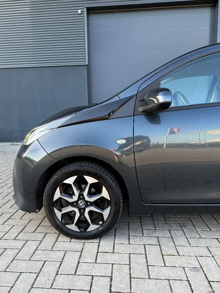 Toyota Aygo 1.0 VVT-i X-Joy Automaat uit 2020, foto 5