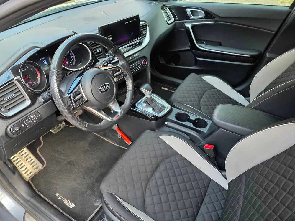 Kia Ceed 1.5 T-GDi MHEV GT-Line Edition Automaat uit 2021, foto 12