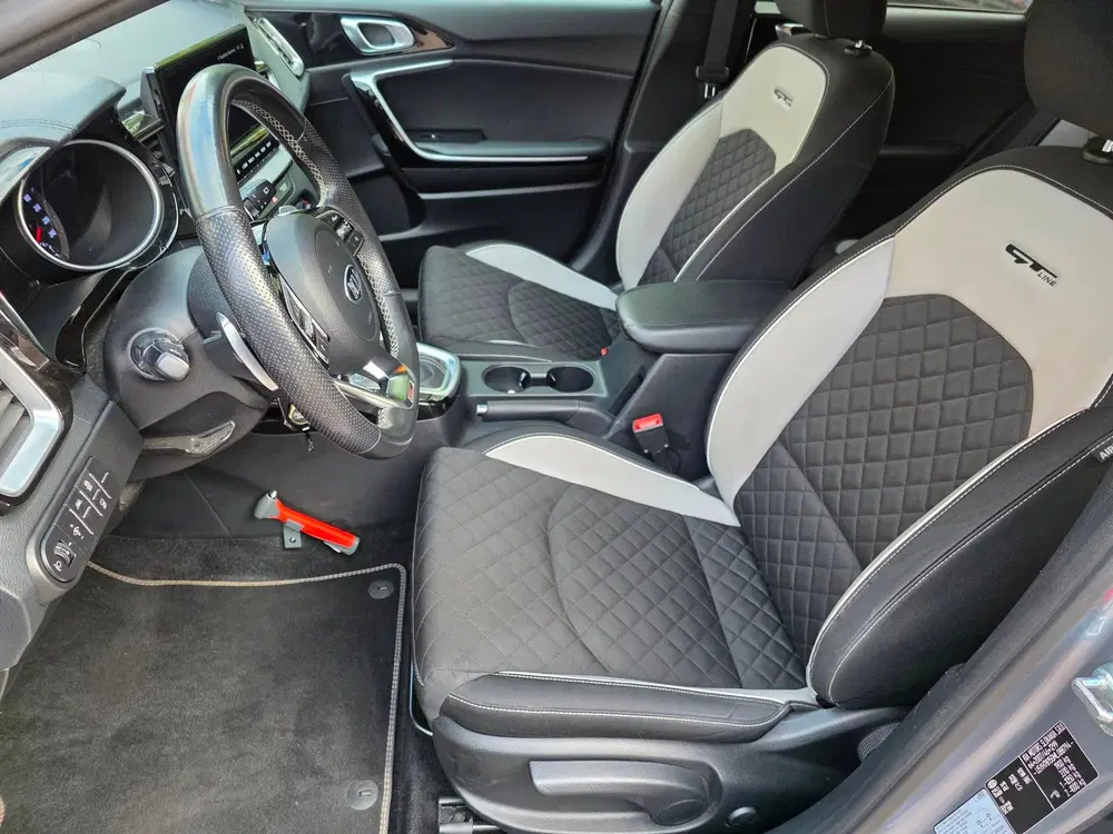 Kia Ceed 1.5 T-GDi MHEV GT-Line Edition Automaat uit 2021, foto 14