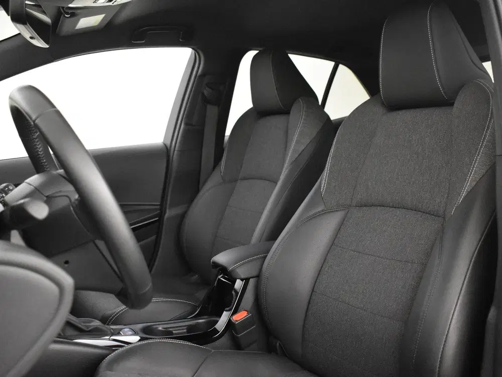 Toyota Corolla 1.8 Hybrid Business Plus uit 2022, foto 11