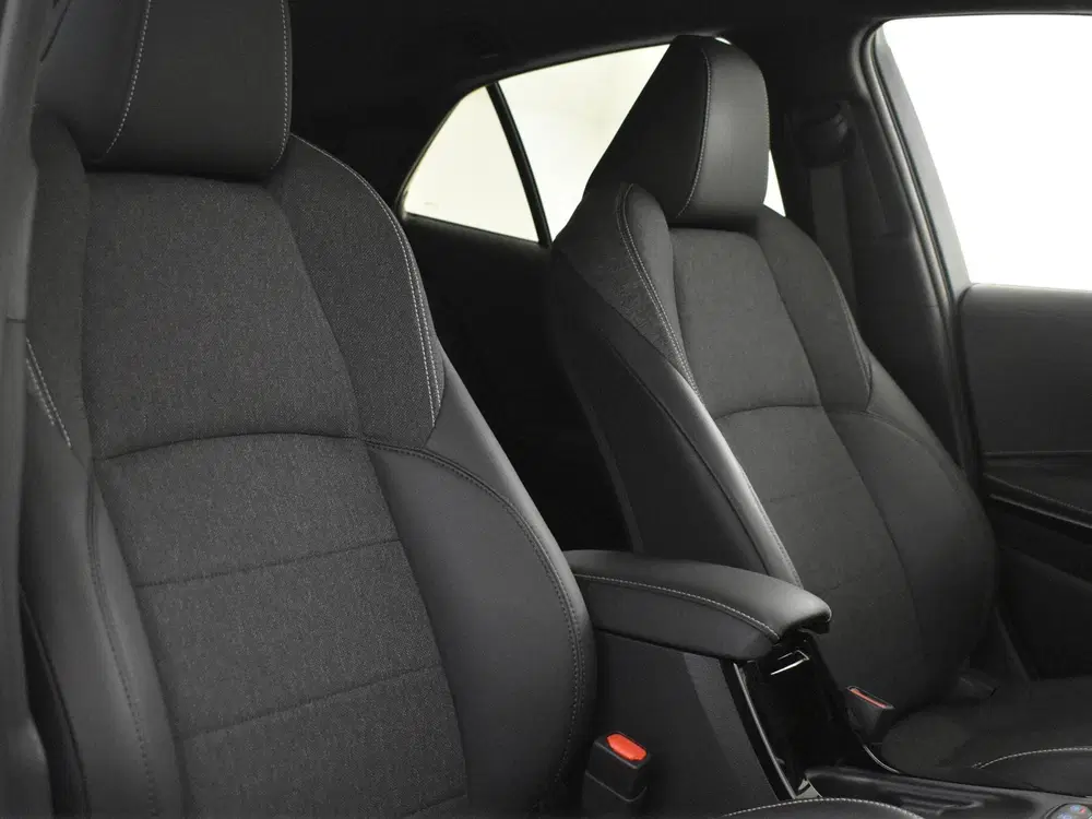 Toyota Corolla 1.8 Hybrid Business Plus uit 2022, foto 4