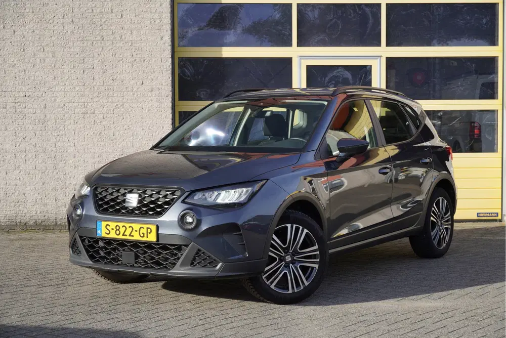 SEAT Arona 1.0 TSI Style BJ2023 Lmv 17" uit 2023
