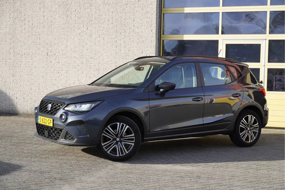 SEAT Arona 1.0 TSI Style BJ2023 Lmv 17" uit 2023, foto 2