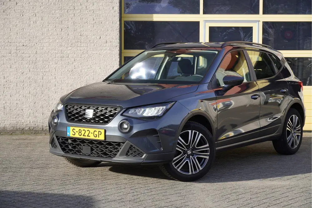 SEAT Arona 1.0 TSI Style BJ2023 Lmv 17" uit 2023, foto 3