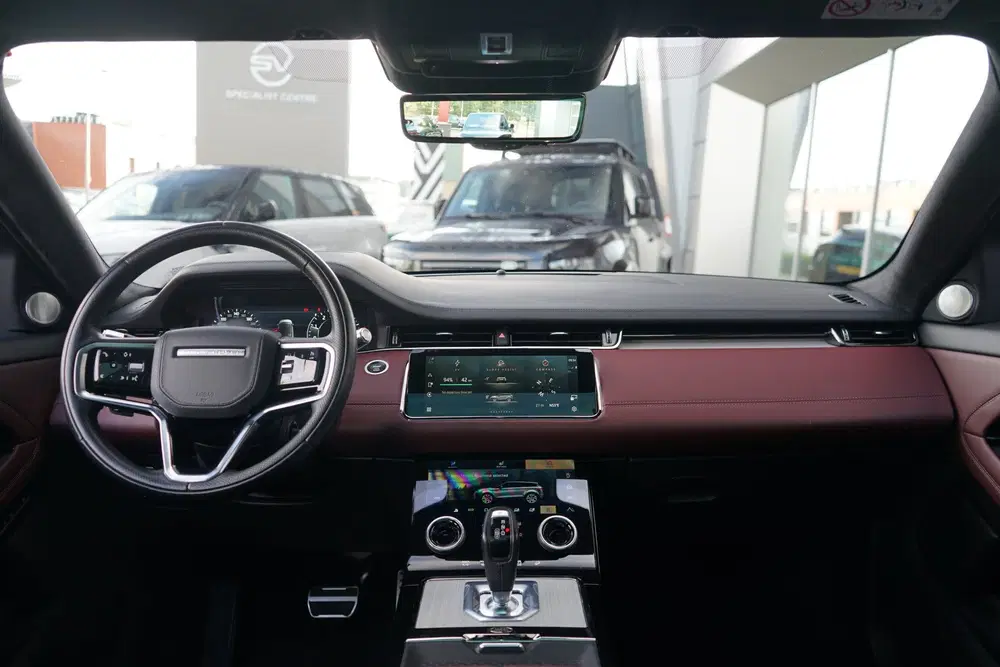 Land Rover Range Rover Evoque P300e AWD Autobiography uit 2022, foto 4