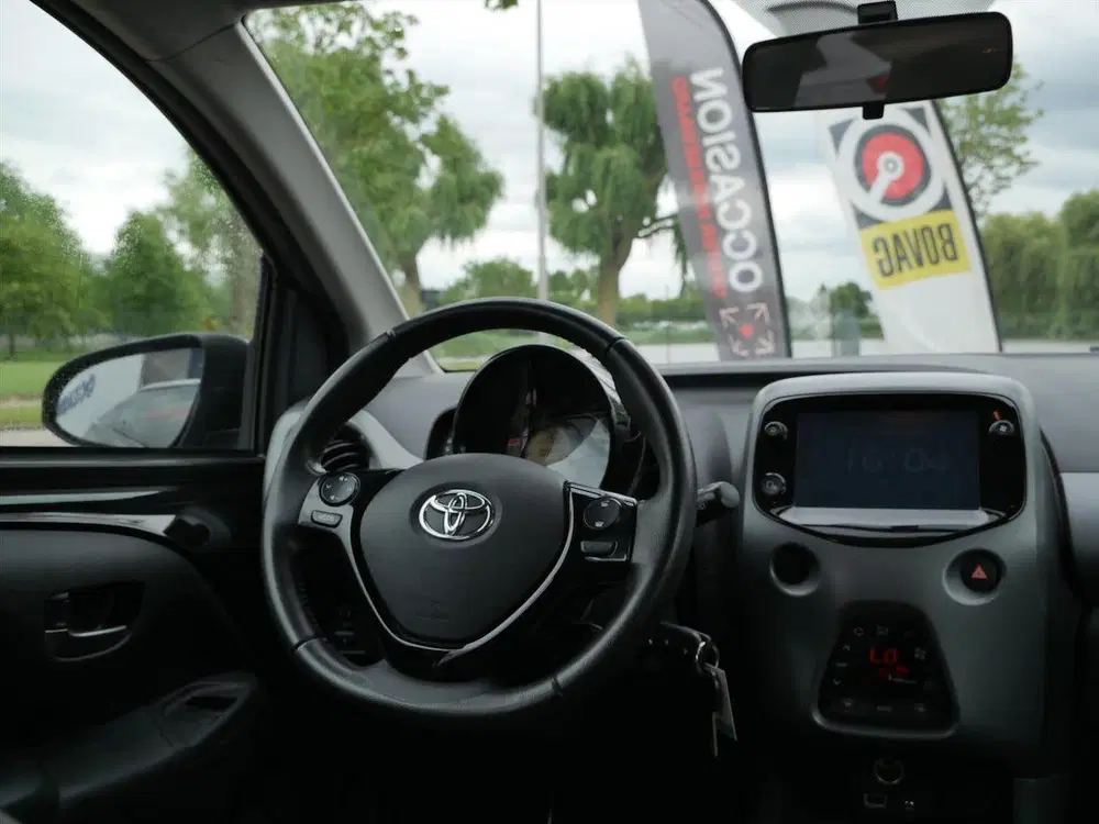 Toyota Aygo 1.0 VVT-i x-cite uit 2021, foto 11