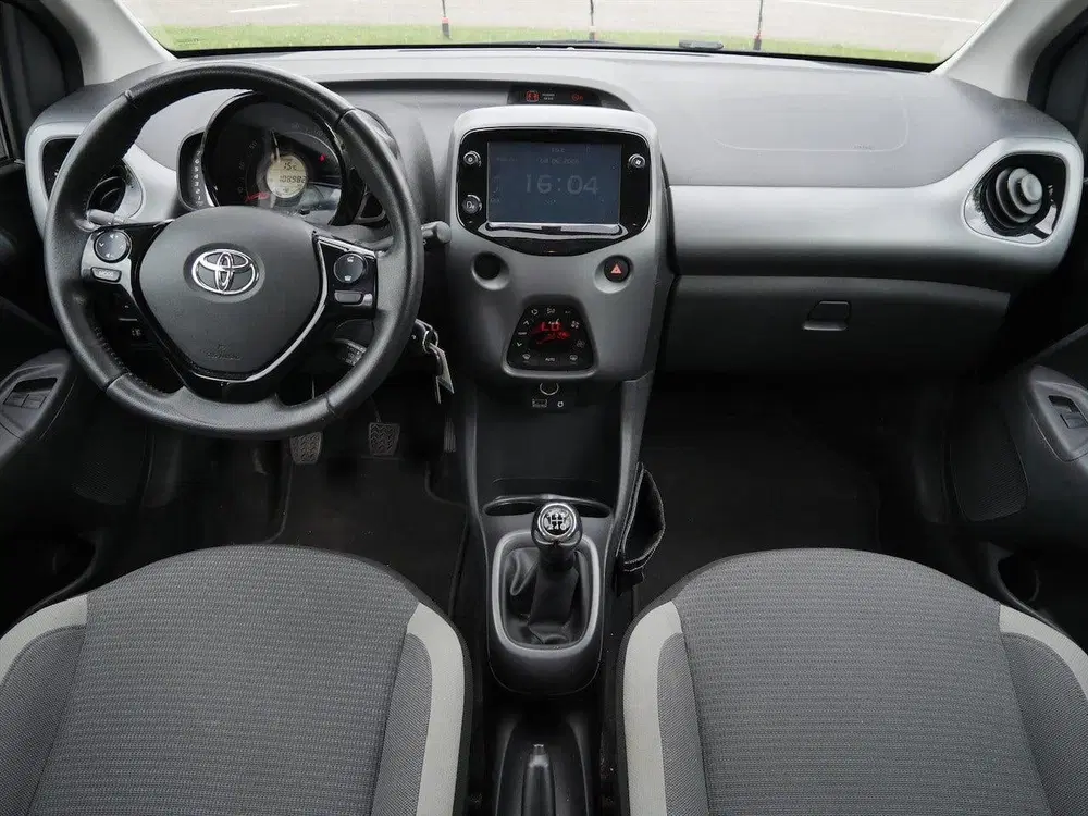 Toyota Aygo 1.0 VVT-i x-cite uit 2021, foto 3