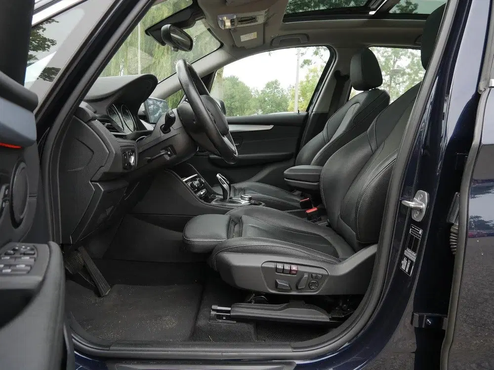 BMW 2-serie Active Tourer 218i 140pk Aut High Executiv uit 2020, foto 6