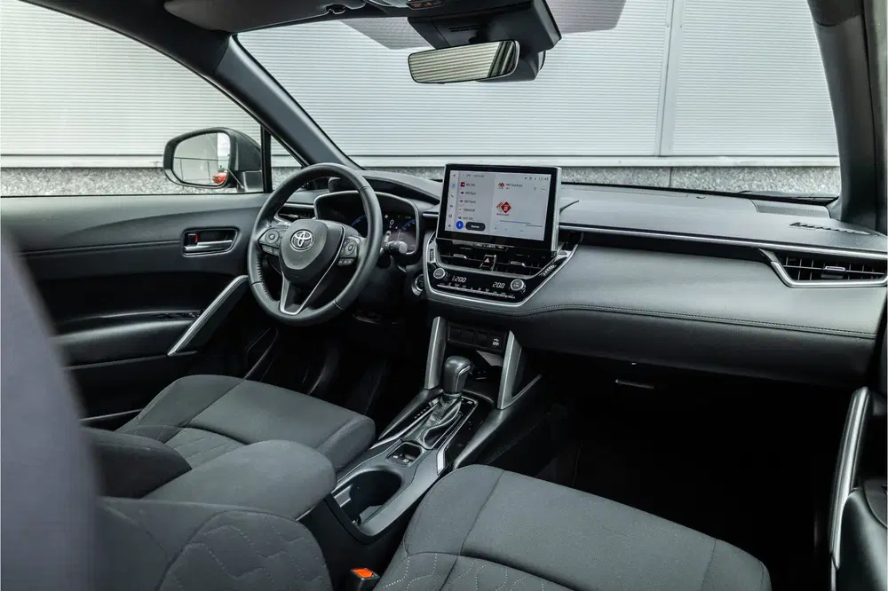 Toyota Corolla Cross 2.0 High Power Hybrid Active Camera uit 2023, foto 15